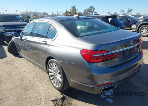 2018 BMW 740I из США, поврежденный, VIN WBA7E2C54JG742961